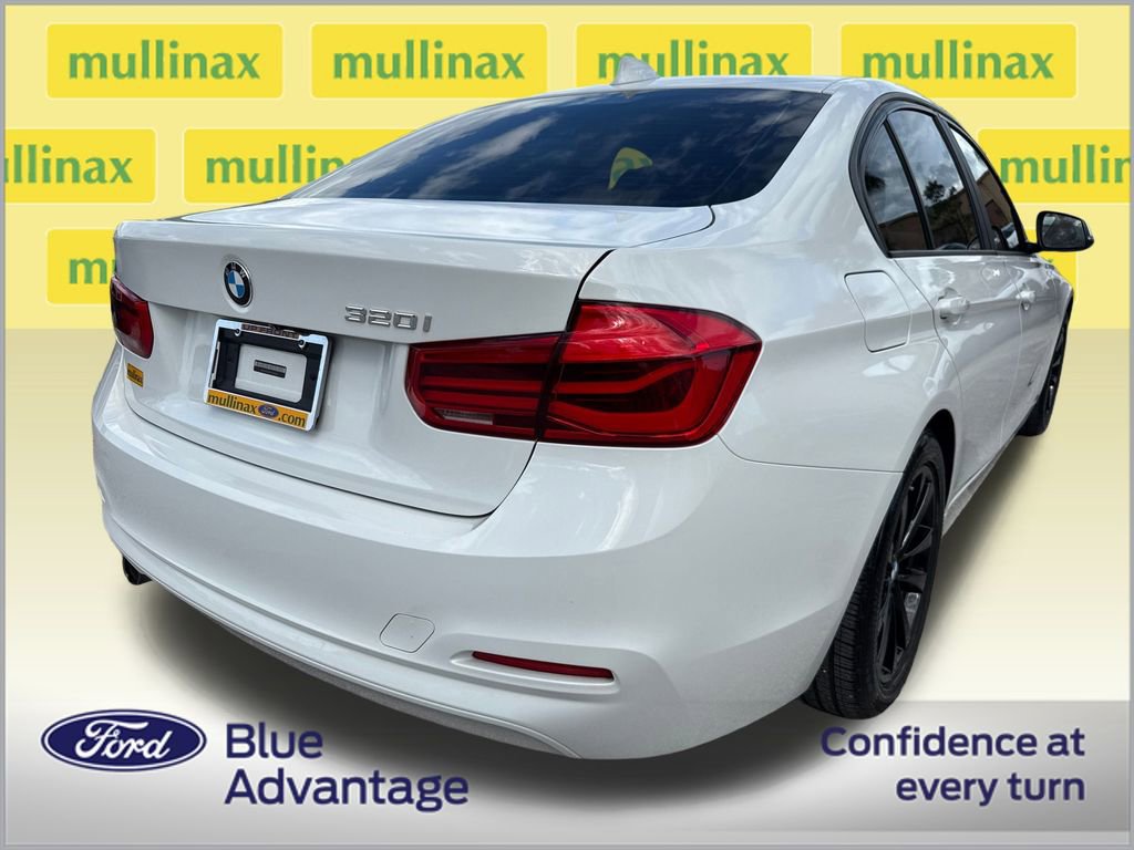 Used 2018 BMW 320i Sedan image 4