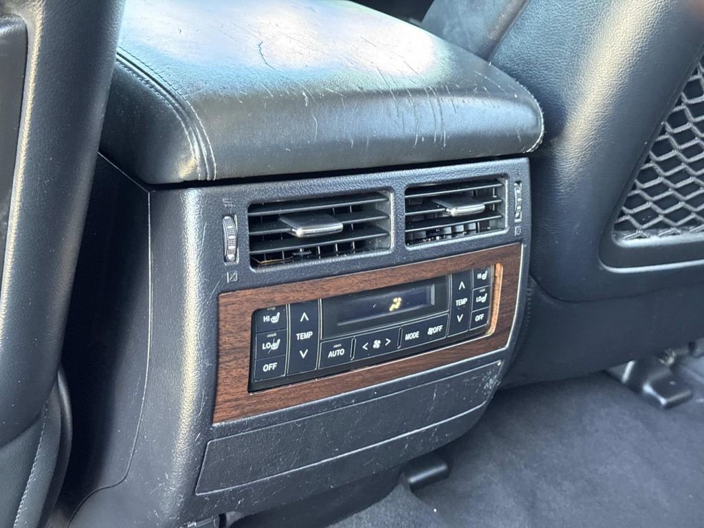 Used 2020 Toyota Land Cruiser image 25