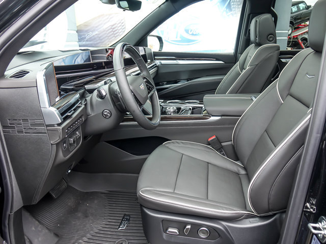 Used 2026 Cadillac Escalade Luxury w/ Touring Package AWD/4WD image 10