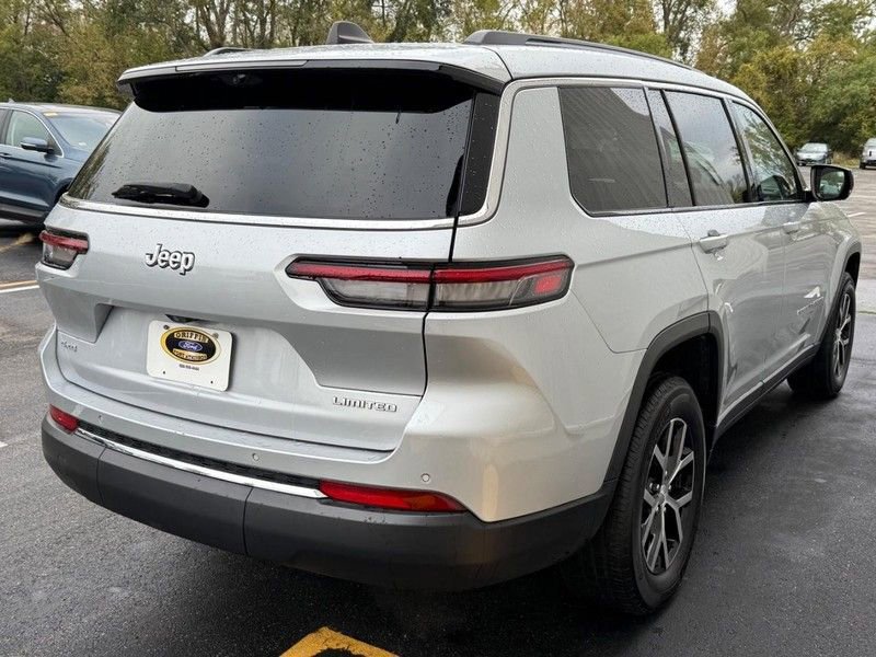 Used 2024 Jeep Grand Cherokee L Limited w/ Luxury Tech Group II image 5