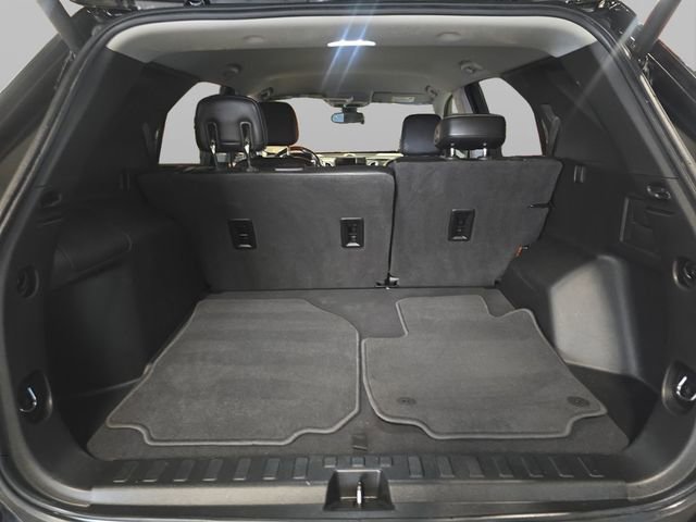 Used 2020 Chevrolet Equinox Premier w/ Premier Redline Edition image 23