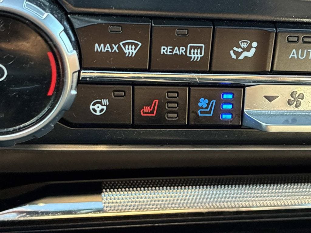 Certified 2024 Ford F150 King Ranch w/ FX4 Off-Road Package AWD/4WD image 36