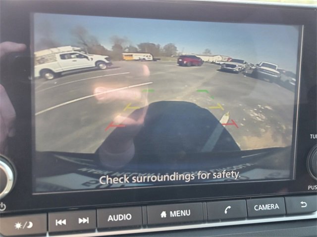 Used 2023 Nissan Rogue SV image 22