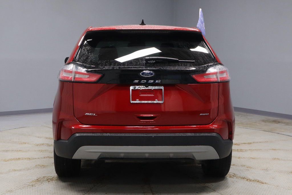 Certified 2022 Ford Edge SEL w/ Convenience Package image 4