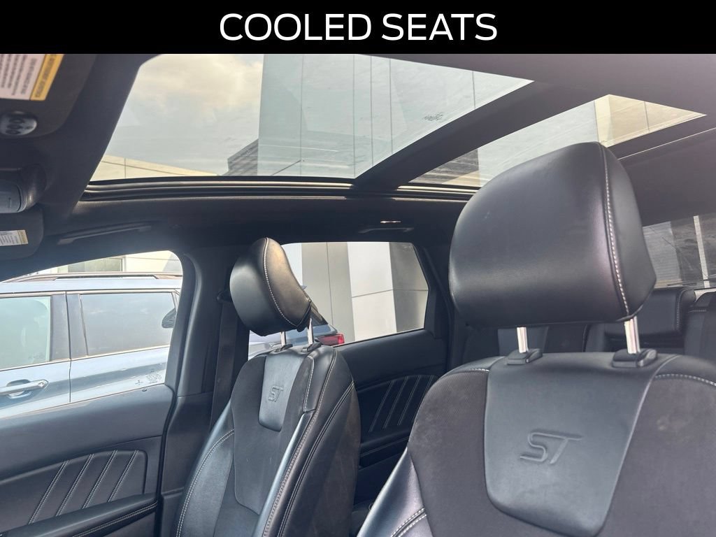 Certified 2019 Ford Edge ST w/ Equipment Group 401A AWD/4WD image 19
