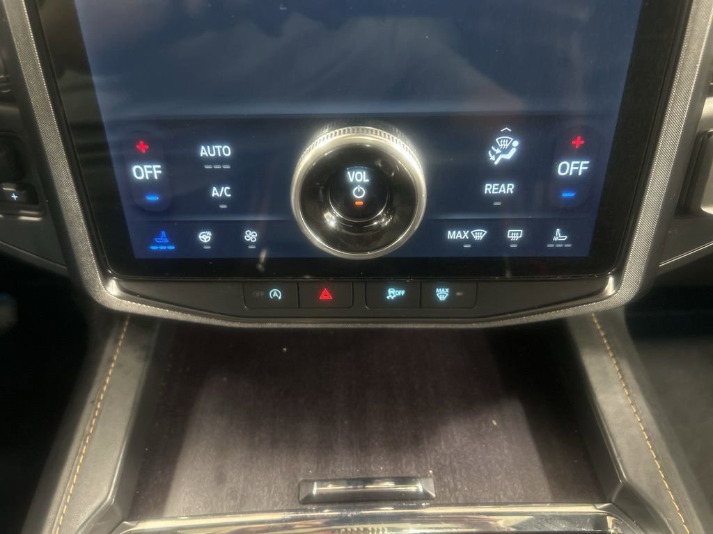 Certified 2022 Ford Expedition Max Platinum image 28