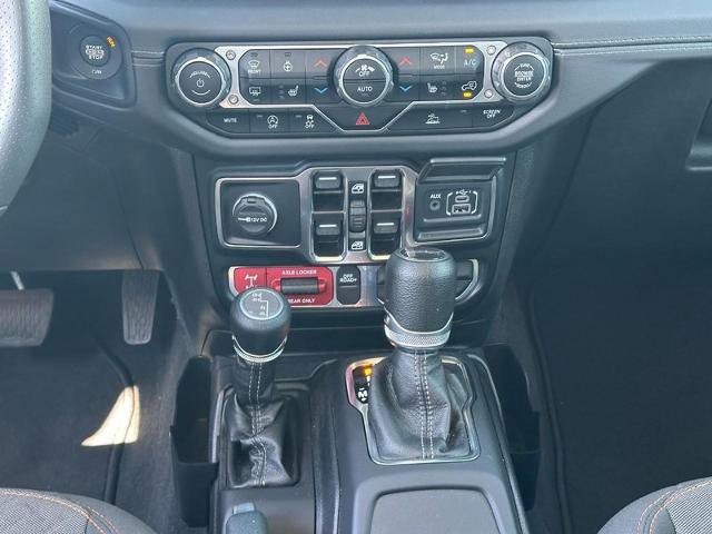 Used 2024 Jeep Gladiator Mojave w/ Technology Group image 14