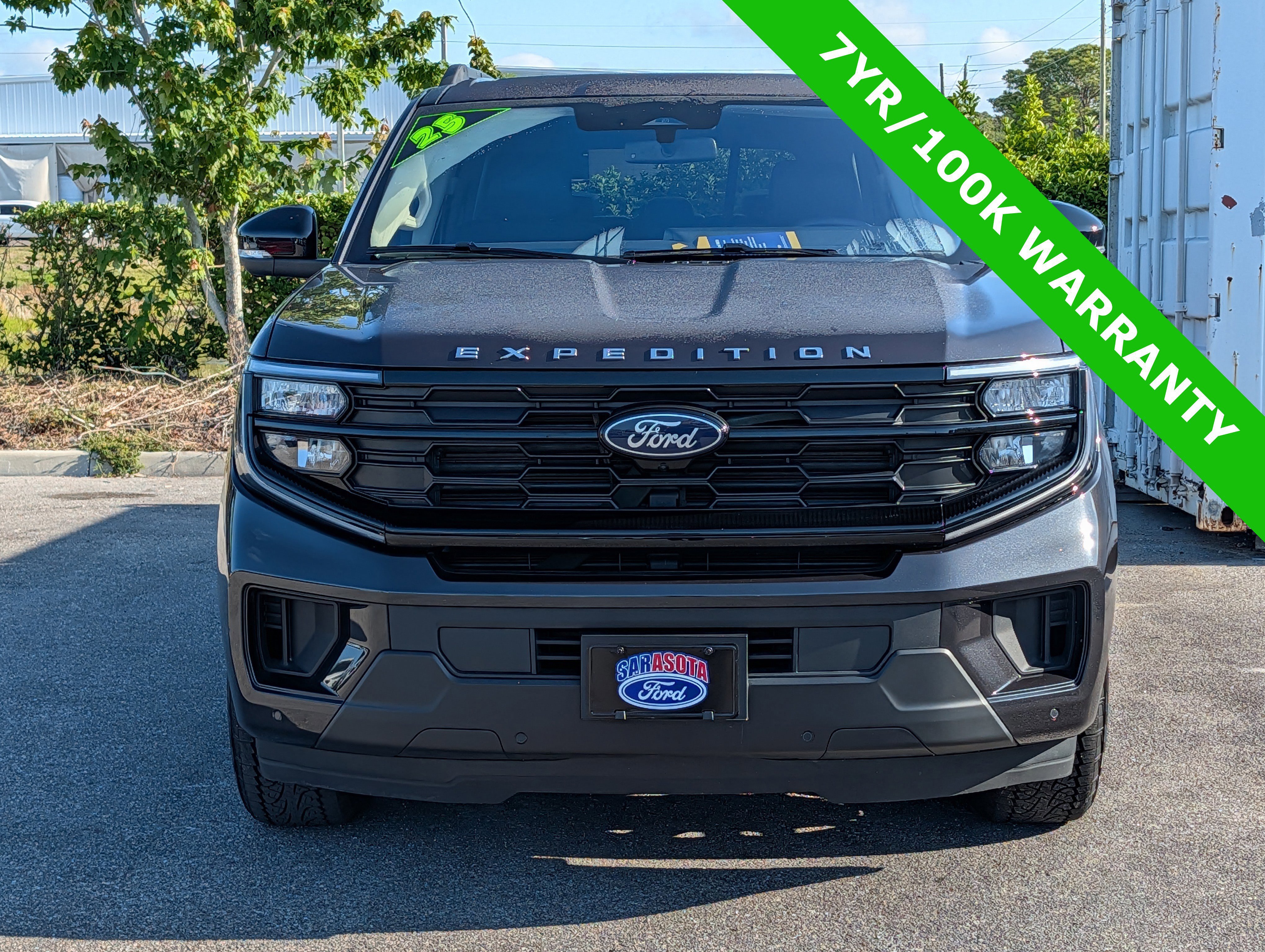 Certified 2025 Ford Expedition Active AWD/4WD image 9