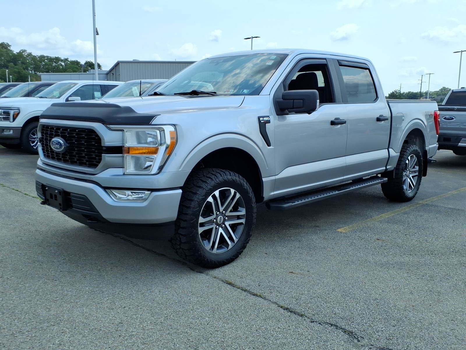 Certified 2021 Ford F150 XL w/ STX Appearance Package AWD/4WD image 3