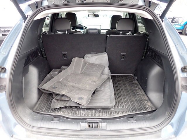 Certified 2025 Ford Escape Platinum w/ Premium Technology Package image 10