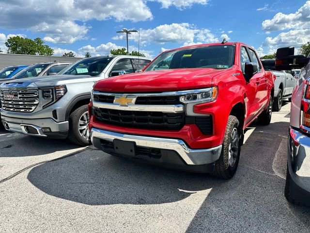 Used 2023 Chevrolet Silverado 1500 LT AWD/4WD image 5