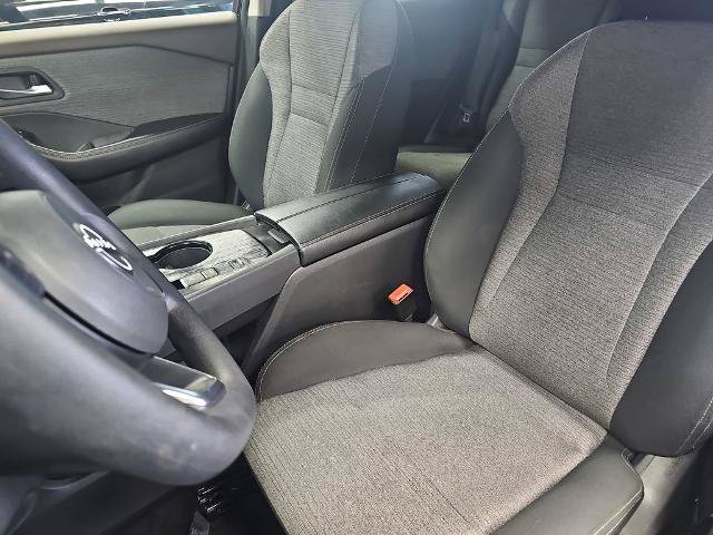 Used 2023 Nissan Rogue SV FWD image 14