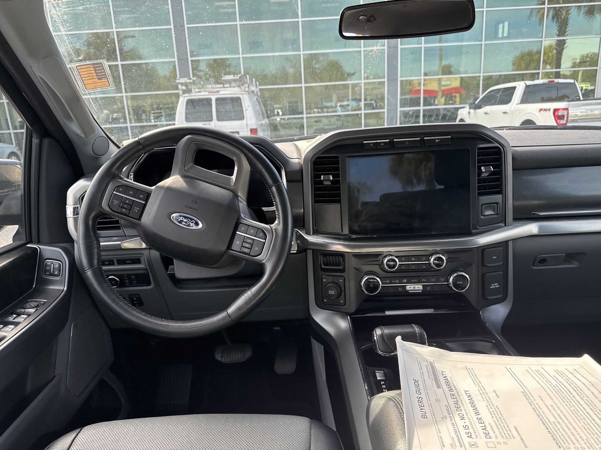 Certified 2022 Ford F150 Lariat w/ Equipment Group 501A Mid image 13