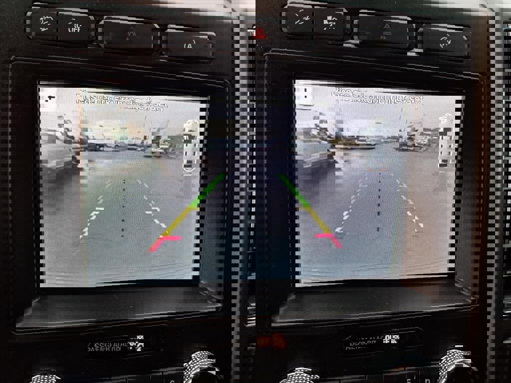 Certified 2019 Ford Expedition XLT w/ Equipment Group 202A image 20