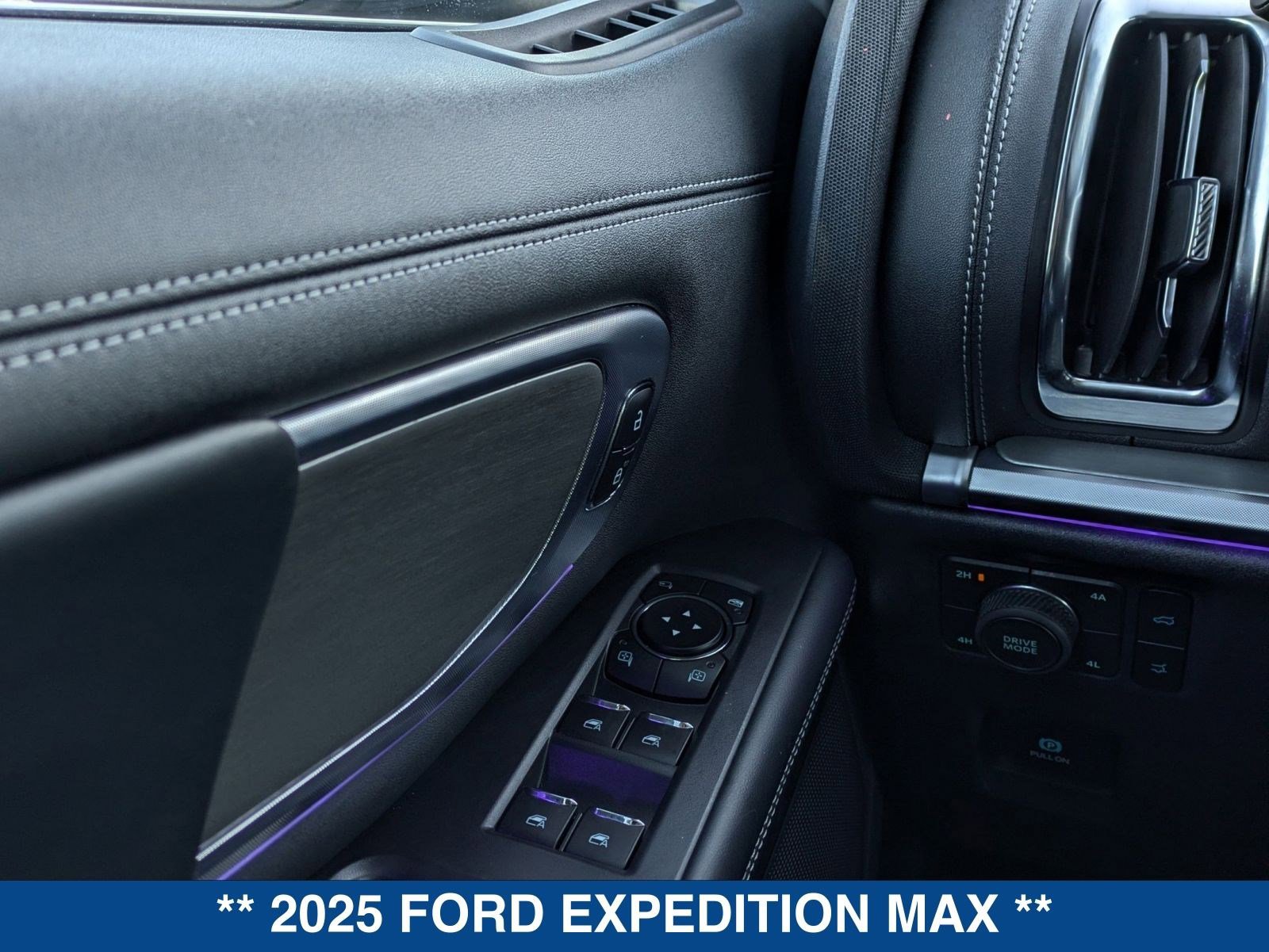 Certified 2025 Ford Expedition Max Platinum image 28
