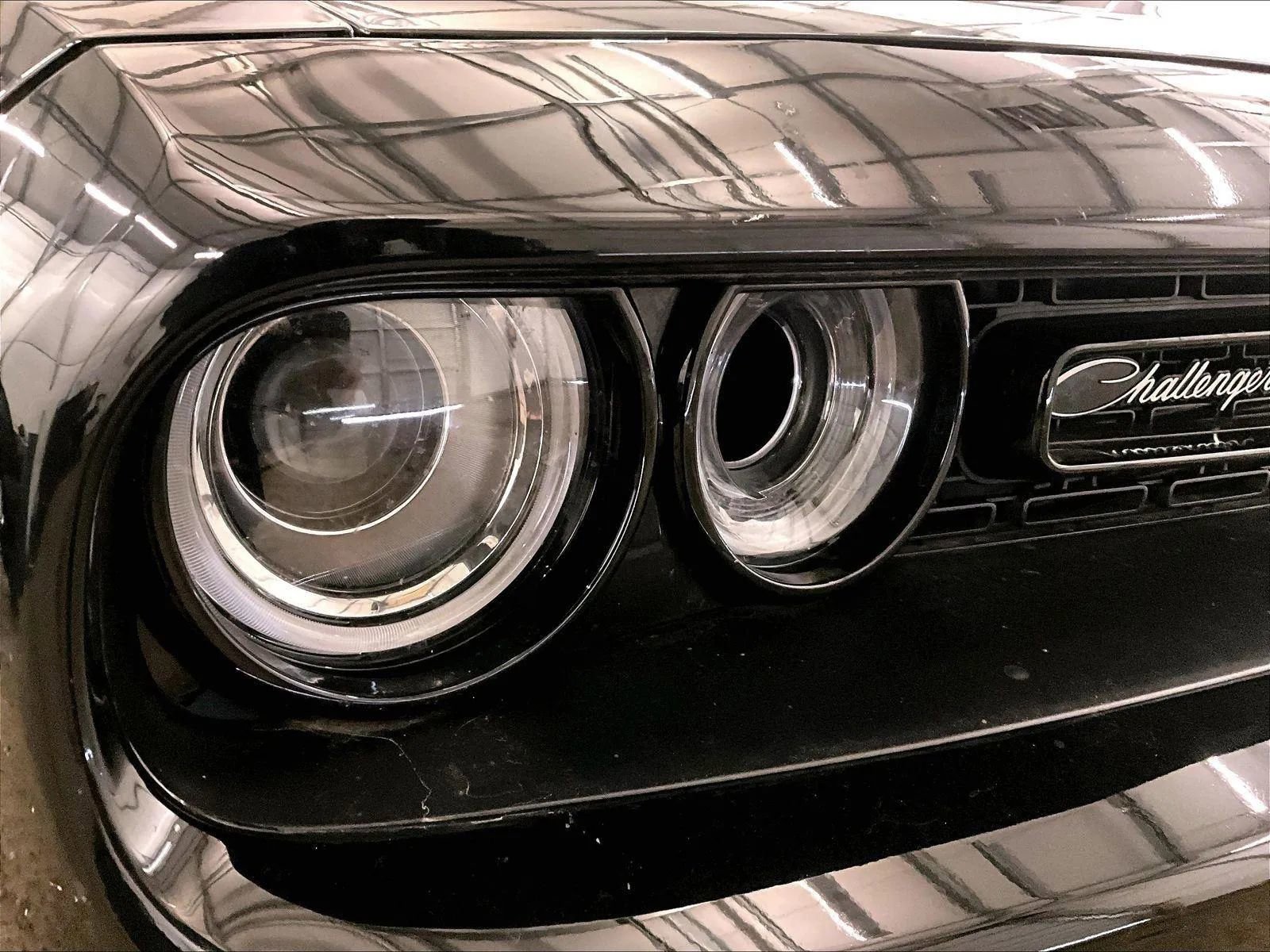 Used 2022 Dodge Challenger R/T Scat Pack w/ Dynamics Package RWD image 27