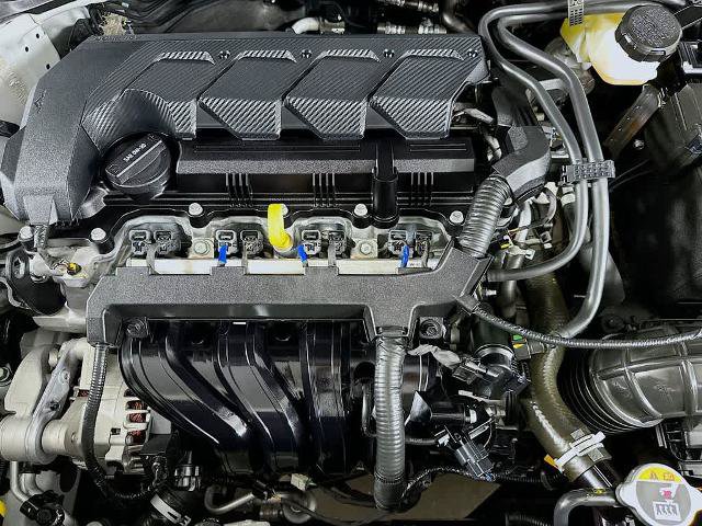 Used 2025 Hyundai Venue SEL FWD image 9