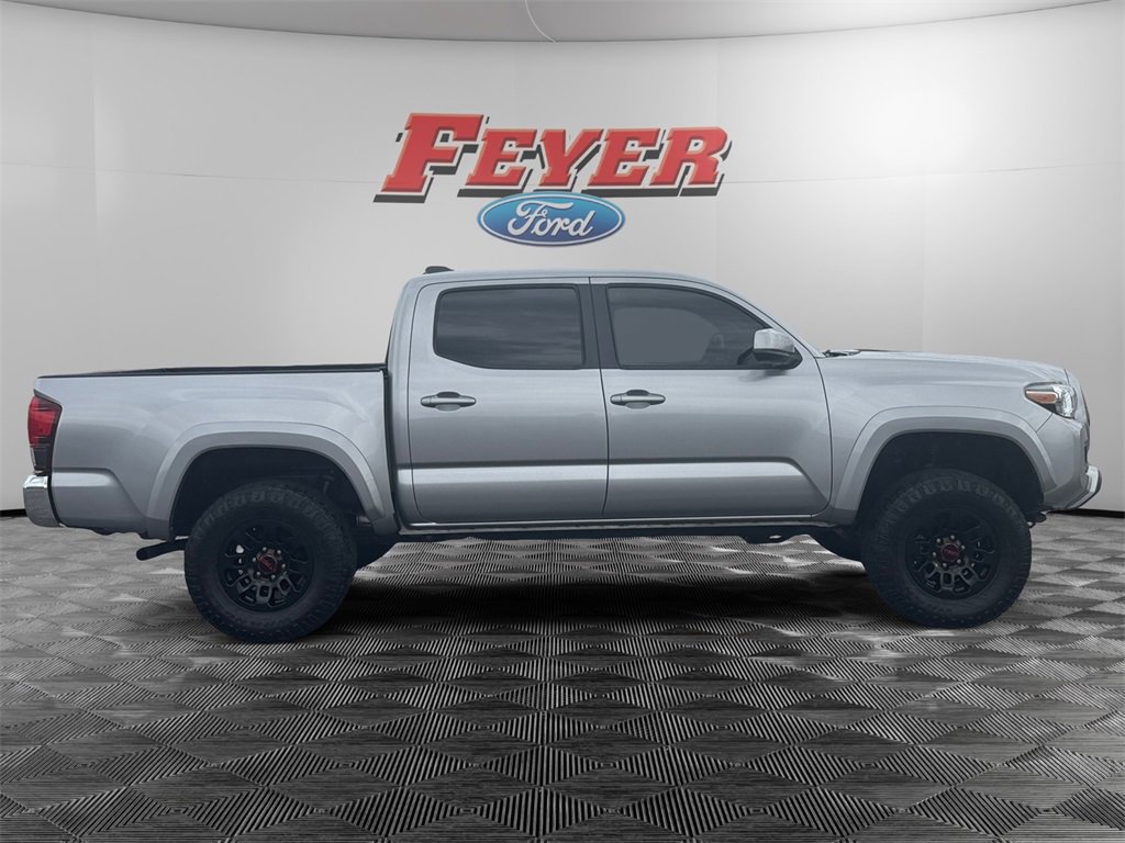 Used 2021 Toyota Tacoma SR5 image 2