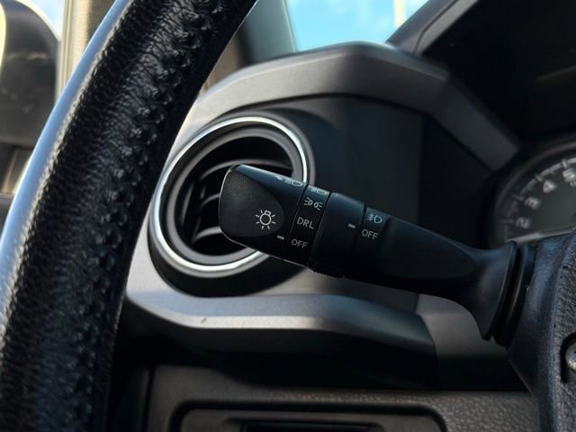 Used 2019 Toyota Tacoma TRD Off-Road w/ Technology Package image 22