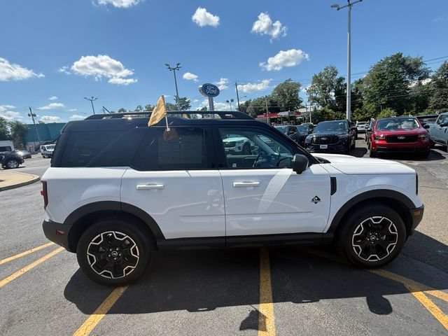 Certified 2025 Ford Bronco Sport Outer Banks w/ Outer Banks Tech Package+ AWD/4WD image 9