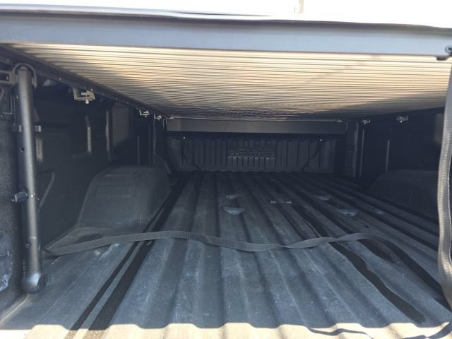 Used 2024 Chevrolet Silverado 2500 High Country w/ Technology Package AWD/4WD image 17