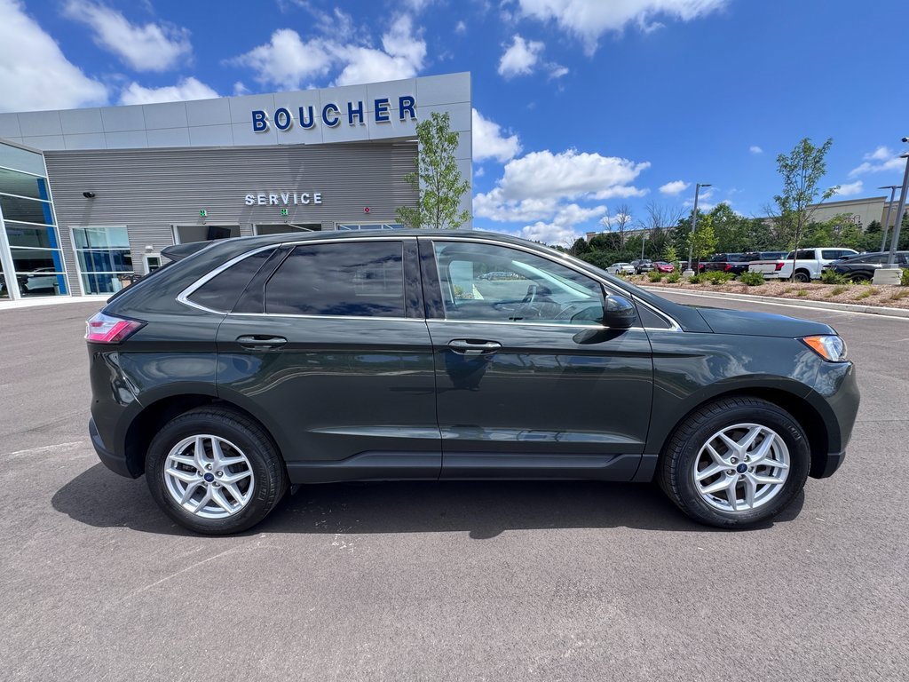 Certified 2022 Ford Edge SEL w/ Convenience Package image 4