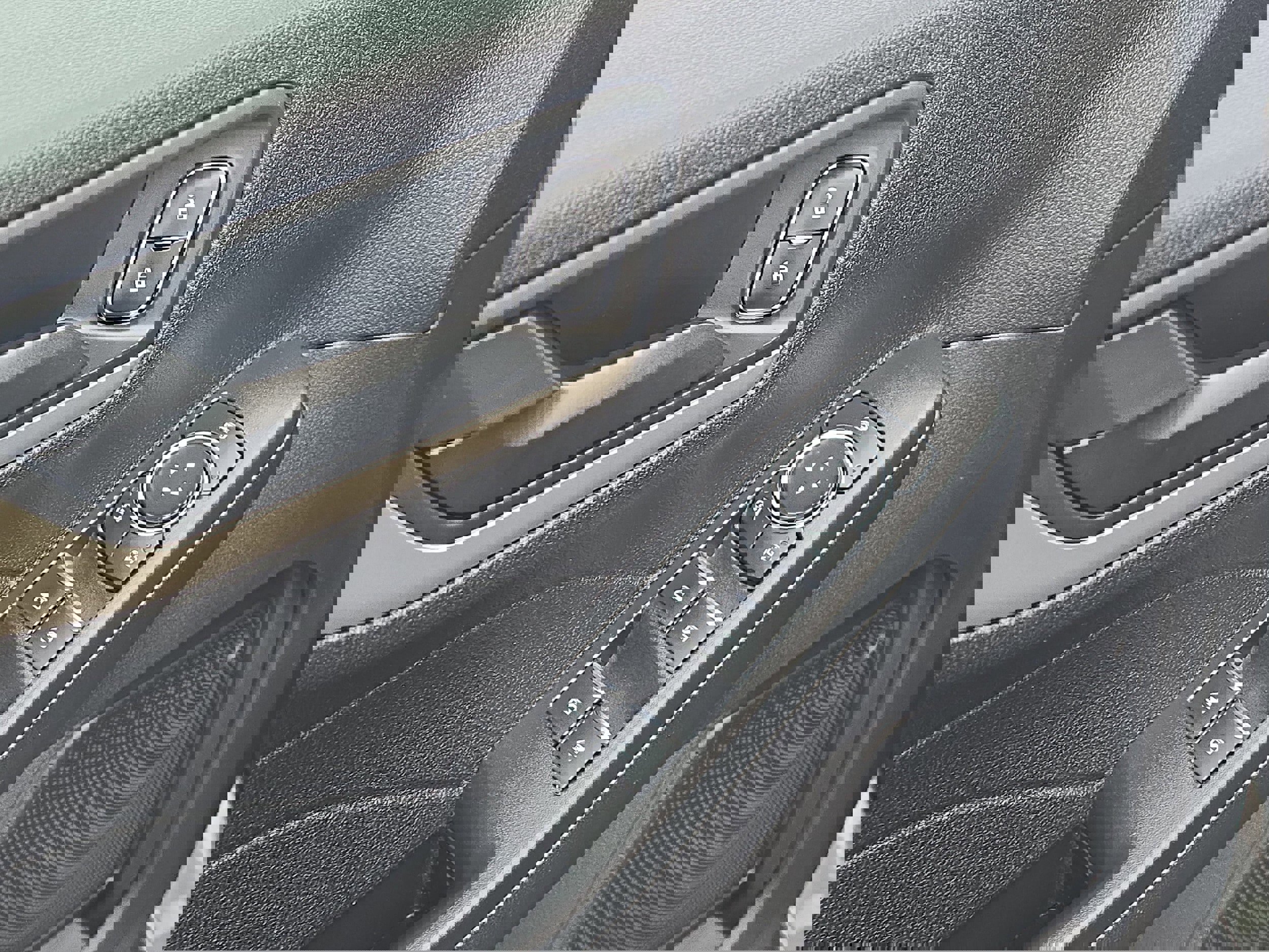 Certified 2022 Ford Escape SE w/ Convenience Package AWD/4WD image 21