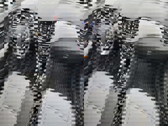 Used 2020 Chevrolet Trax Premier image 39