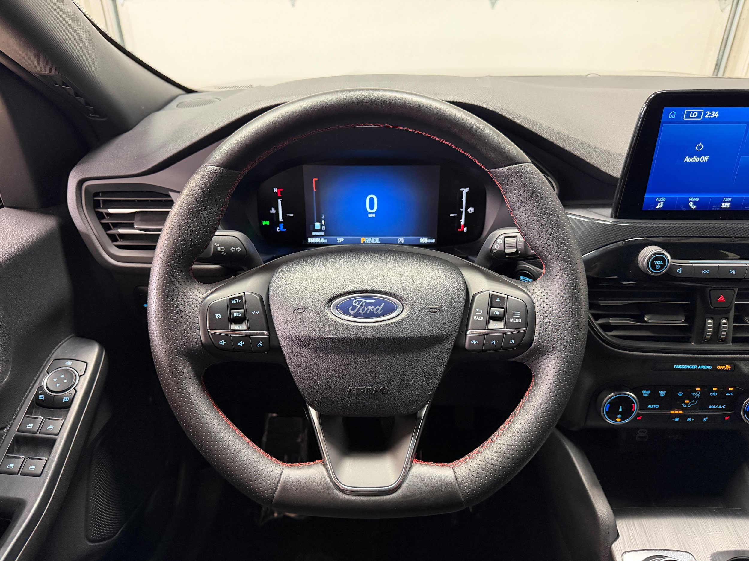Certified 2025 Ford Escape ST-Line Select AWD/4WD image 16