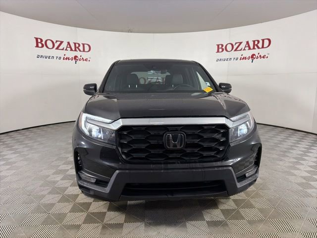 Used 2023 Honda Passport EX-L image 2