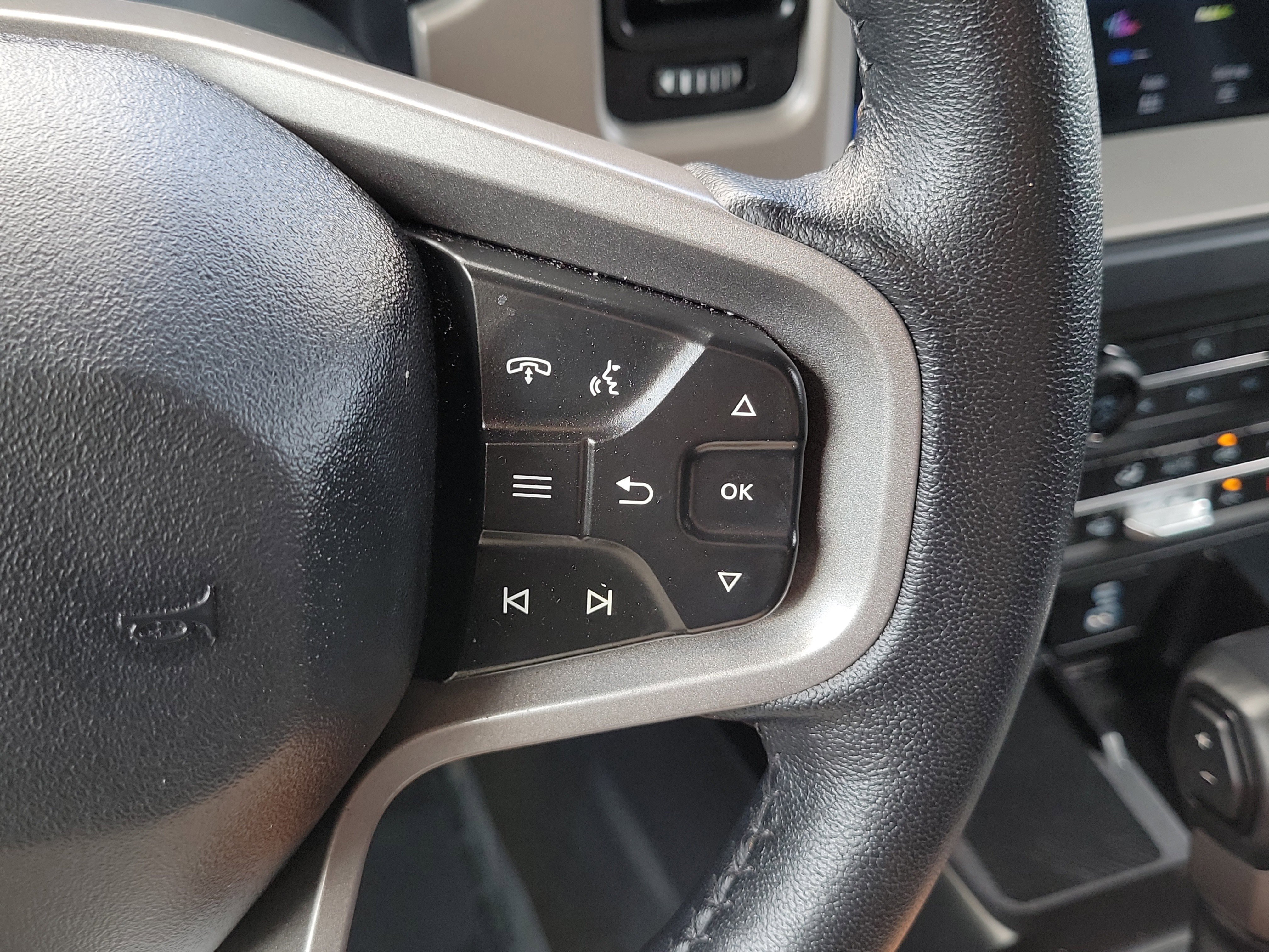 Certified 2025 Ford Bronco Outer Banks AWD/4WD image 25