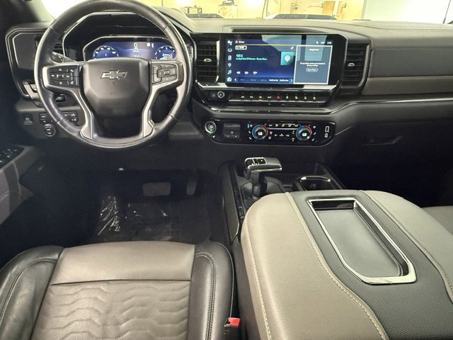 Used 2022 Chevrolet Silverado 1500 ZR2 w/ Technology Package AWD/4WD image 16