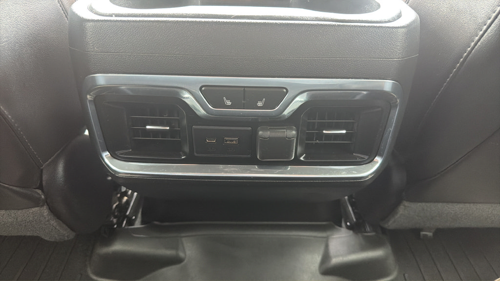 Used 2020 Chevrolet Silverado 3500 High Country w/ Z71 Off-Road Package AWD/4WD image 25