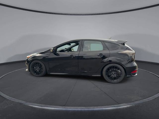 Certified 2018 Ford Focus ST w/ Equipment Group 402A FWD image 5