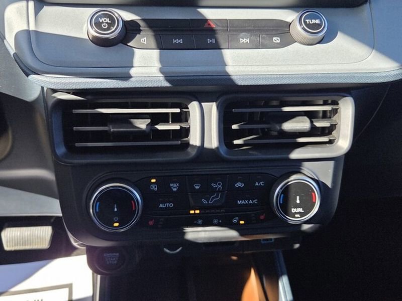 Certified 2024 Ford Maverick Lariat image 20