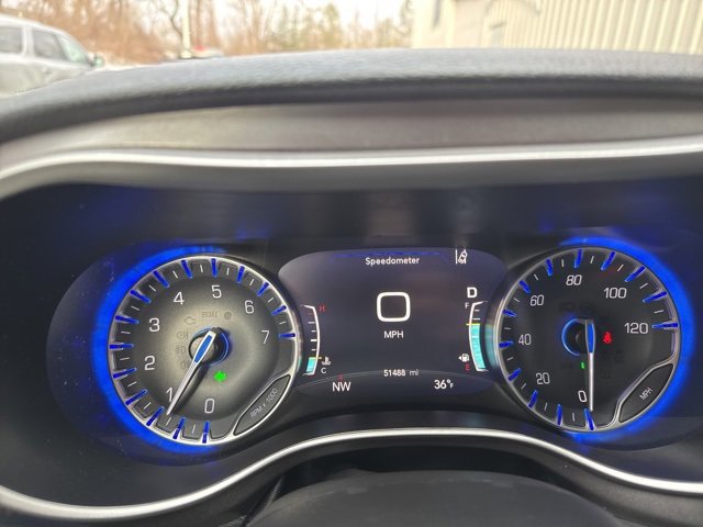 Used 2023 Chrysler Pacifica Touring-L w/ Road Tripper Package image 25