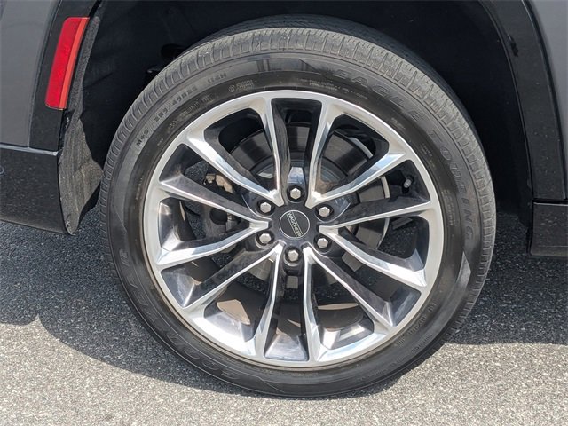 Used 2022 Jeep Wagoneer Series III w/ Premium Group I image 11