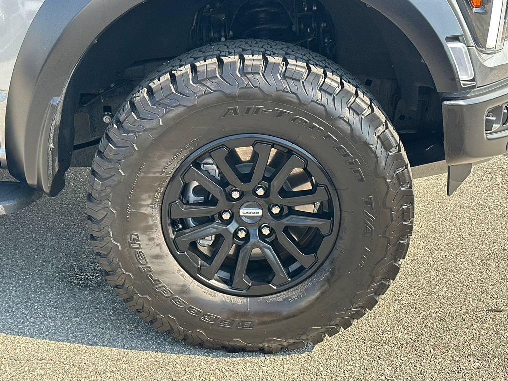 Certified 2025 Ford F150 Raptor AWD/4WD image 12