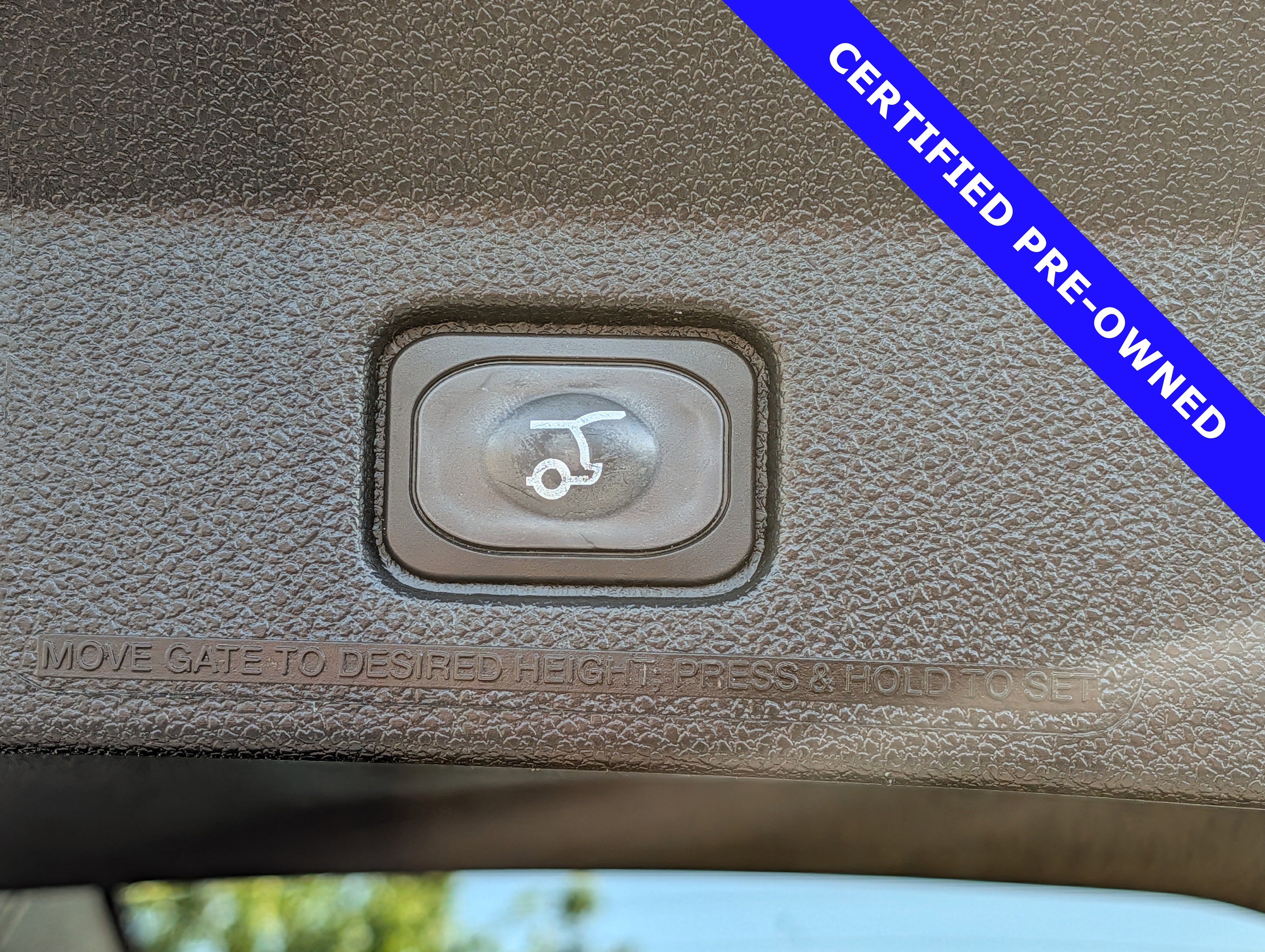 Certified 2018 Ford Explorer Platinum AWD/4WD image 14