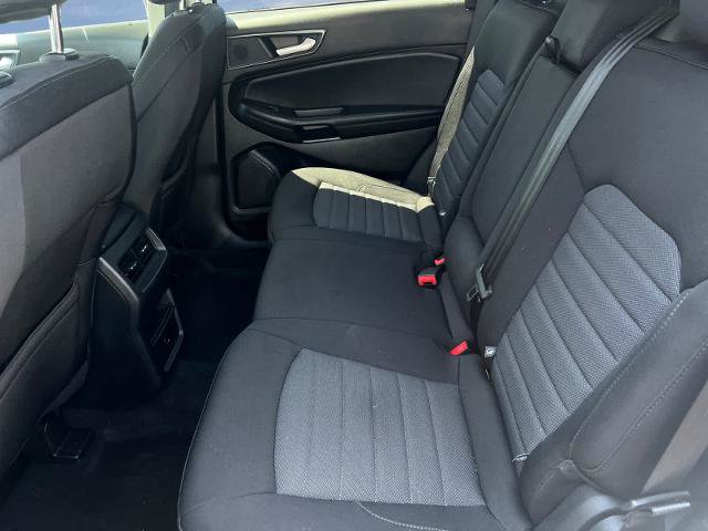 Certified 2024 Ford Edge SE w/ Black Appearance Package AWD/4WD image 17