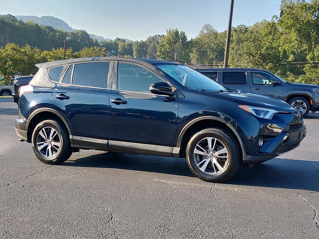 Used 2018 Toyota RAV4 XLE w/ All Weather Liner Package AWD/4WD image 2