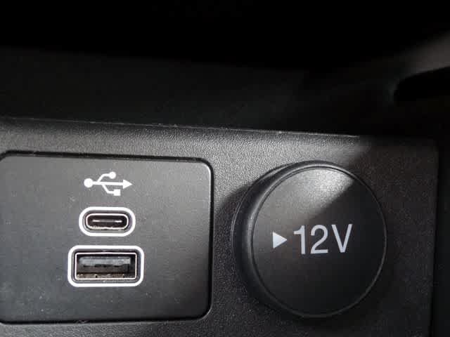 Certified 2024 Ford Escape Active AWD/4WD image 28