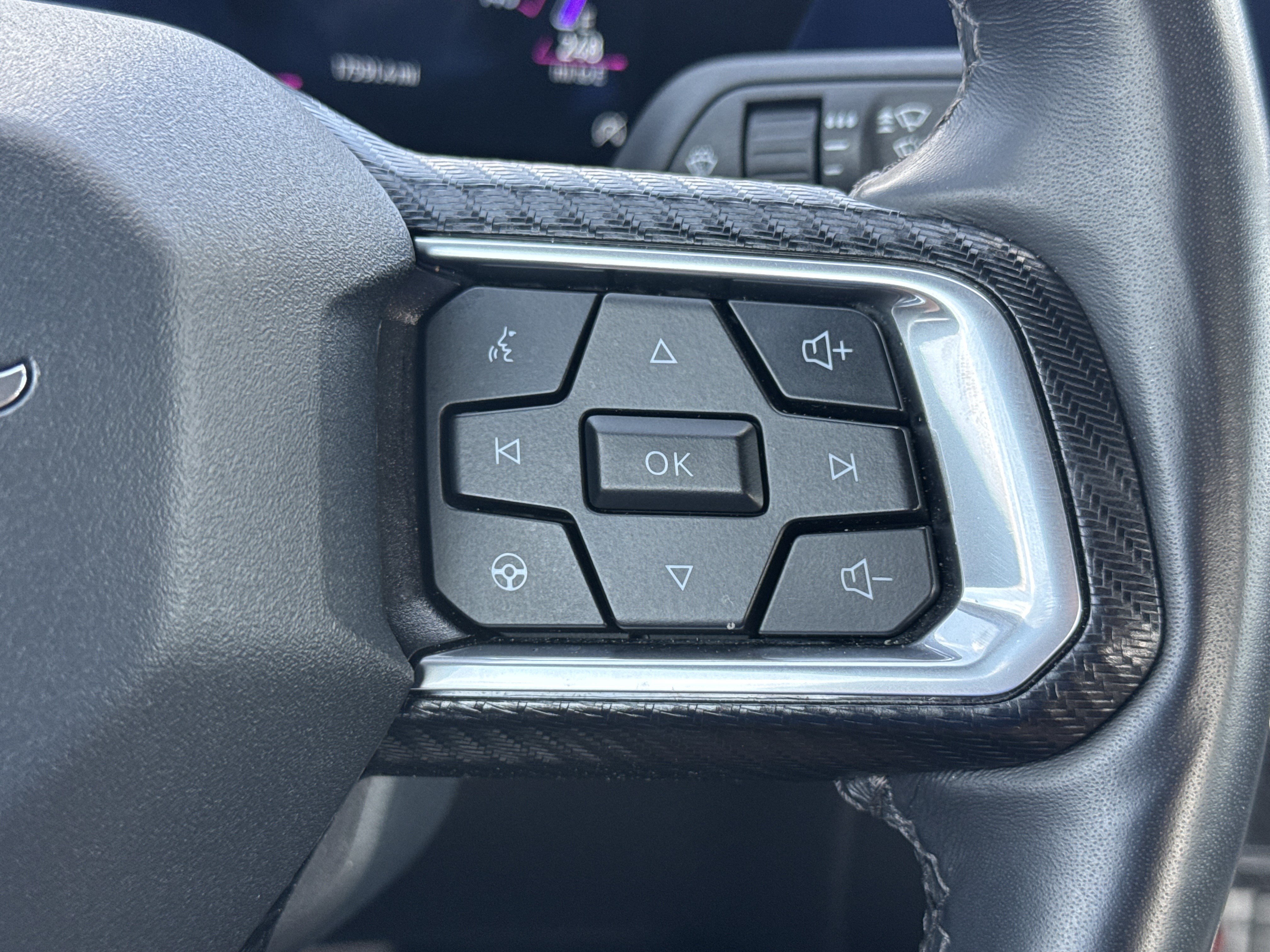 Certified 2025 Ford Mustang Premium RWD image 17