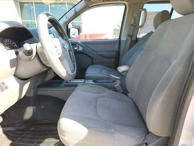 Used 2019 Nissan Frontier SV image 21