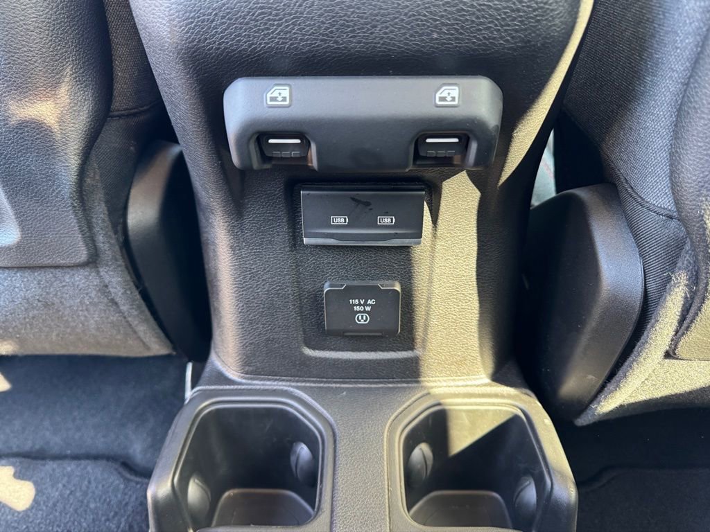 Used 2025 Jeep Wrangler Unlimited Rubicon image 32