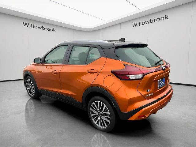 Used 2023 Nissan Kicks SV FWD image 3