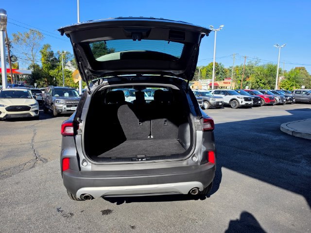Certified 2025 Ford Escape Active AWD/4WD image 7