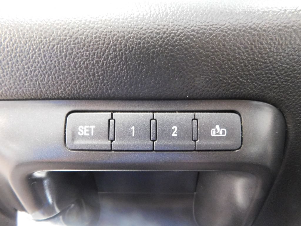 Used 2018 Chevrolet Silverado 1500 LTZ w/ Sport Package AWD/4WD image 13