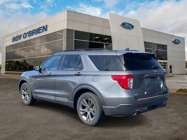 Certified 2023 Ford Explorer XLT w/ Equipment Group 202A AWD/4WD image 3