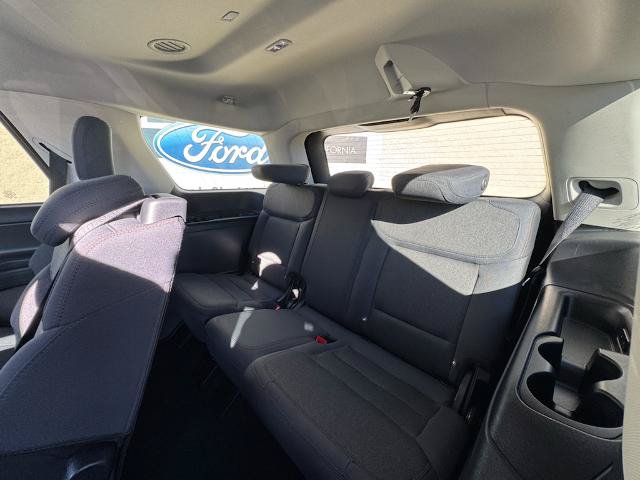 Certified 2025 Ford Expedition Active AWD/4WD image 24